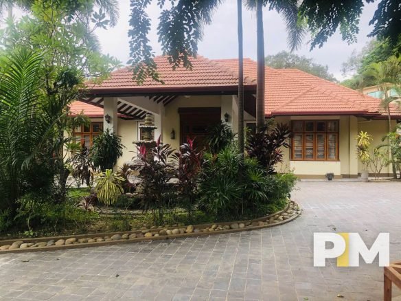 driveway - Home Rental Yangon