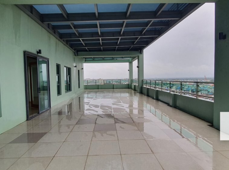 Balcony area - Real Estate in Yangon
