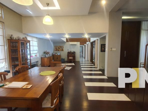 Dining table and chairs - Yangon Real Estate