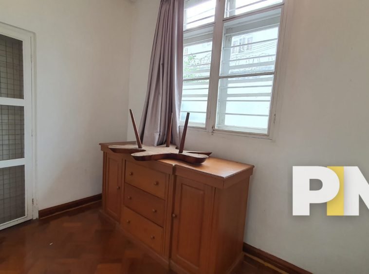 Room with samll cupboard - Real Estate in Myanmar