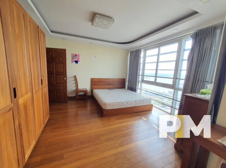 Room with wardrobe - Yangon Real Estate