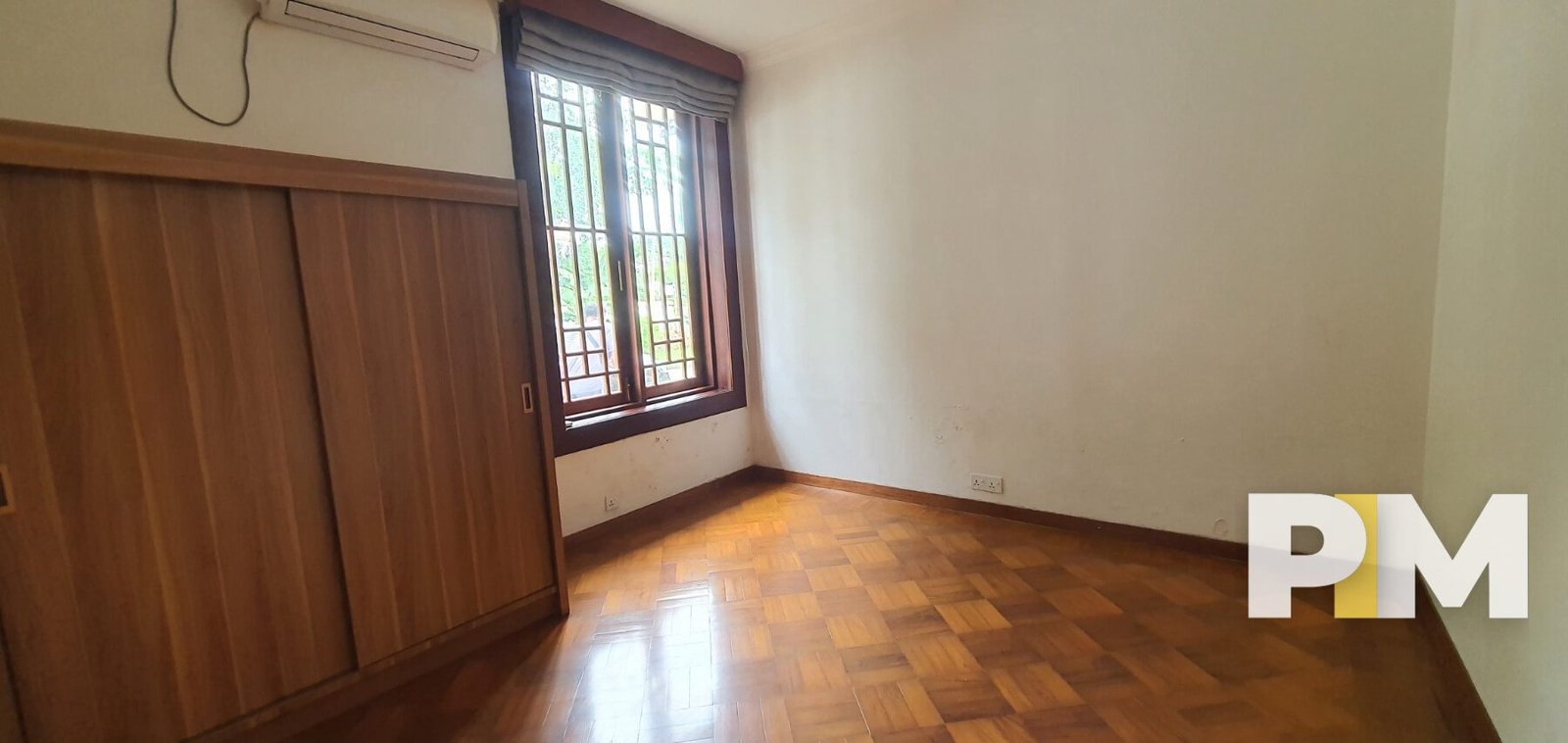 Room with window - Real Estate in Yangon