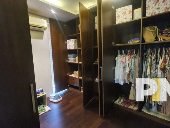 Room wtih wordrobe - Real Estate in Myanmar