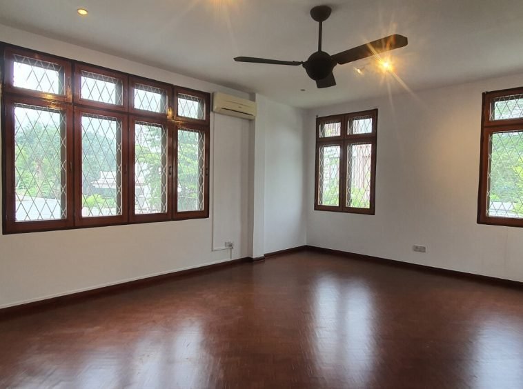 Room view - Real Estate in Yangon (3)