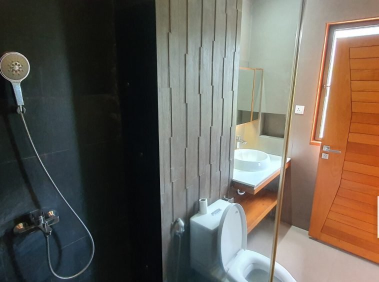 Shower Room - Real Estate in Yangon