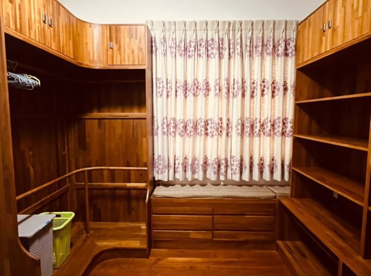 Room with shelfs - Myanmar Real Estate (2)