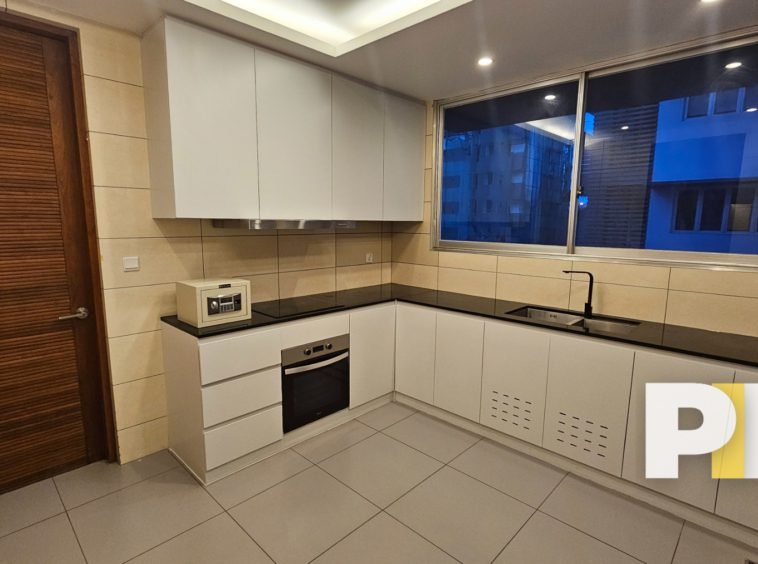 Property in Yangon (Kitchen)