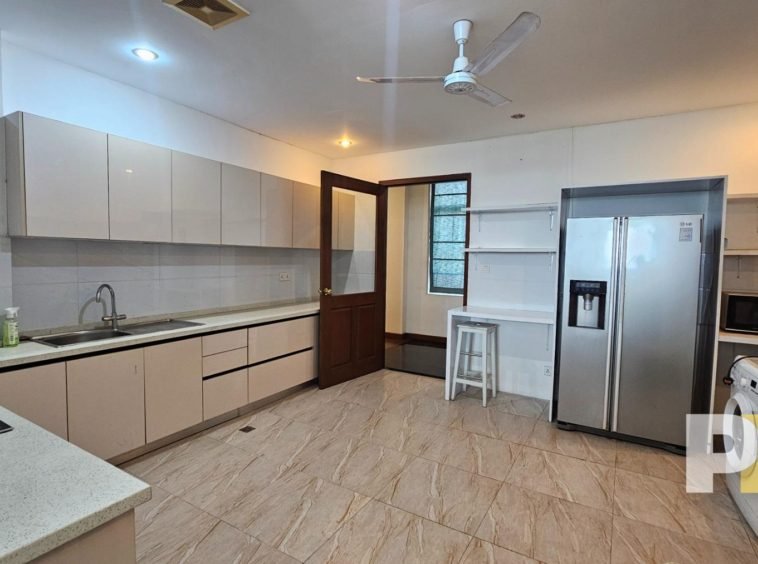 Myanmar Real Estate (Kitchen)