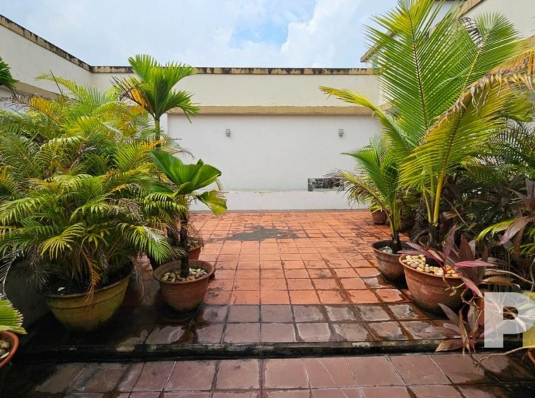 Property in Myanmar (external)